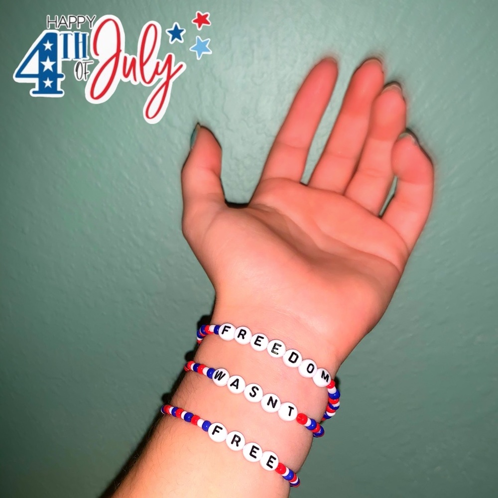 HANDMADE BEADED BRACELET SET